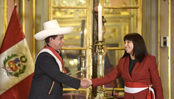 Entre los temas solicitados aparece “una nueva Constitución”, pese a que la primer ministra, Mirtha Vásquez, ya aseguró que no es prioridad del Gobierno. (Foto: PCM)