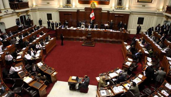 Congreso debate mañana polémica ley que extiende mandato de rectores