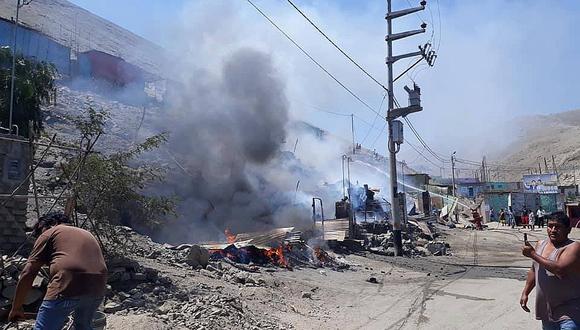 Tres familias de “Las Lomas de Casma” lo pierden todo  en incendio