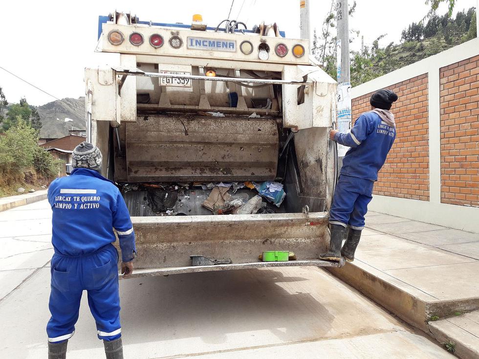 Contraloría advierte riesgos en recojo y disposición de residuos sólidos en Angaraes
