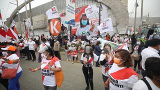 Debate en Santa Mónica: Keiko Fujimori llegó a exteriores del penal de mujeres (FOTOS)
