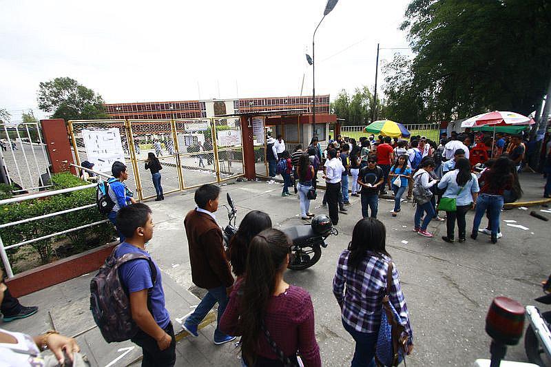 UNSA: Alumnos eligen a decanos y representantes estudiantiles