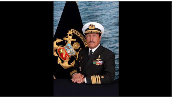 Vicealmirante José Paredes es nuevo jefe del Comando Conjunto de las FF.AA.