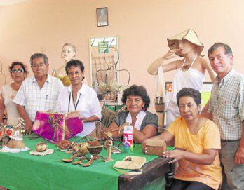 Danzas y artesanía sullanense a México