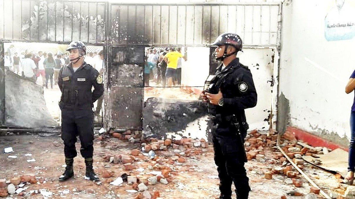 Dos heridos deja enfrentamiento entre comuneros en Sechura (VIDEO)