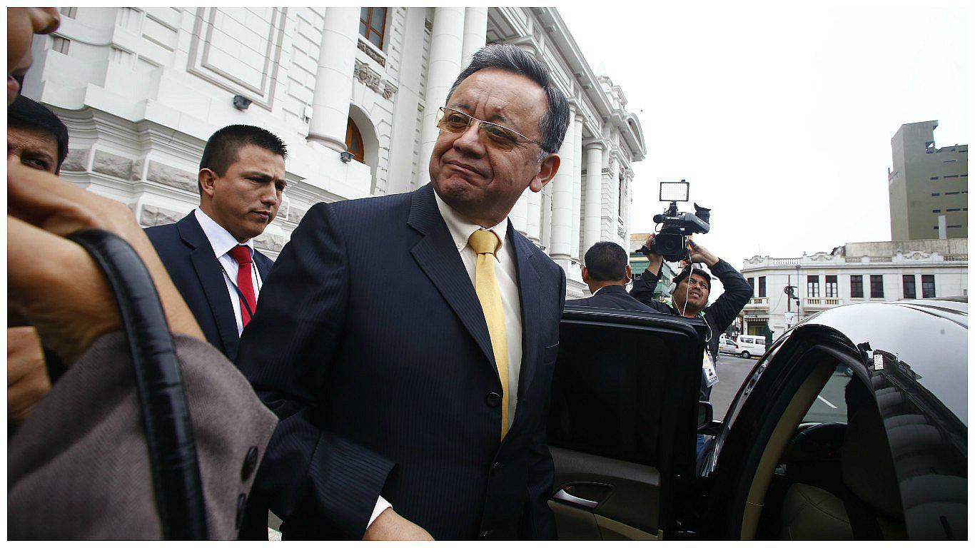 Contralor se pone fuerte ante PPK: “No somos ninguna traba” (VIDEO)