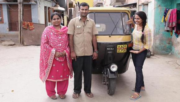 Mototaxista recibe premio por esta razón en la India 