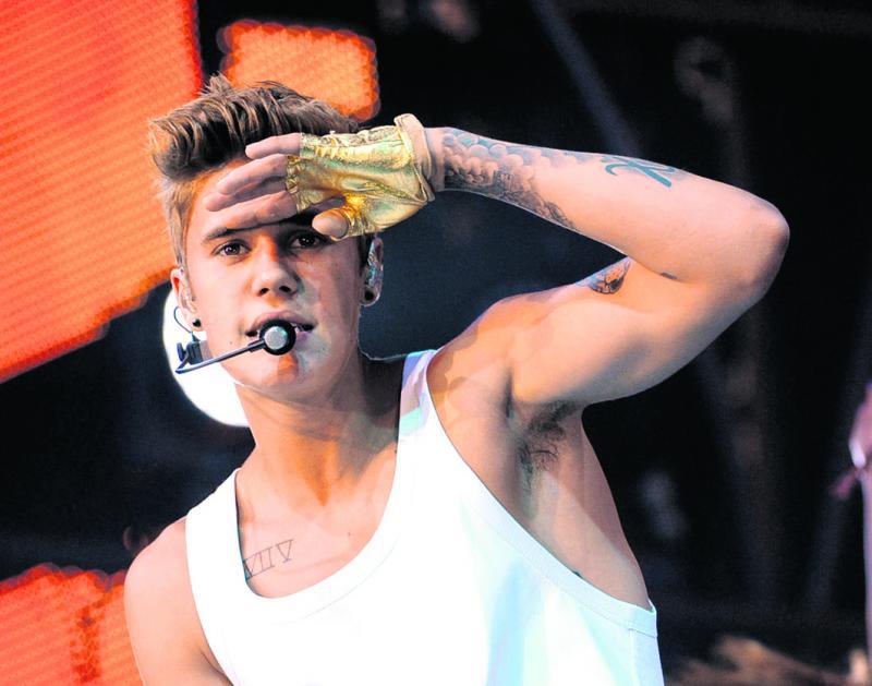 Detienen a Justin Bieber en Australia por transportar droga
