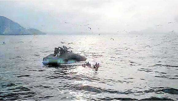 Lancha “Mi Marcelita” naufraga y siete pescadores salvan de morir en Samanco 