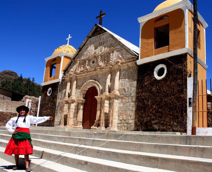 Ministerio de Cultura accede a restaurar iglesia construida en 1970