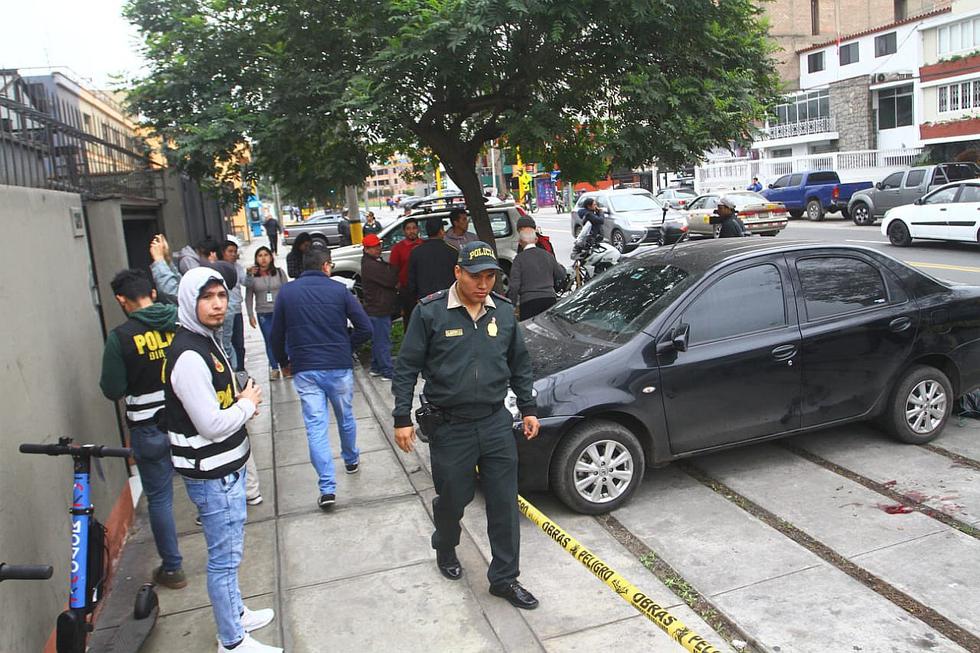 Miraflores: Golpean y balean a cambista para robarle S/70 mil (VIDEO)