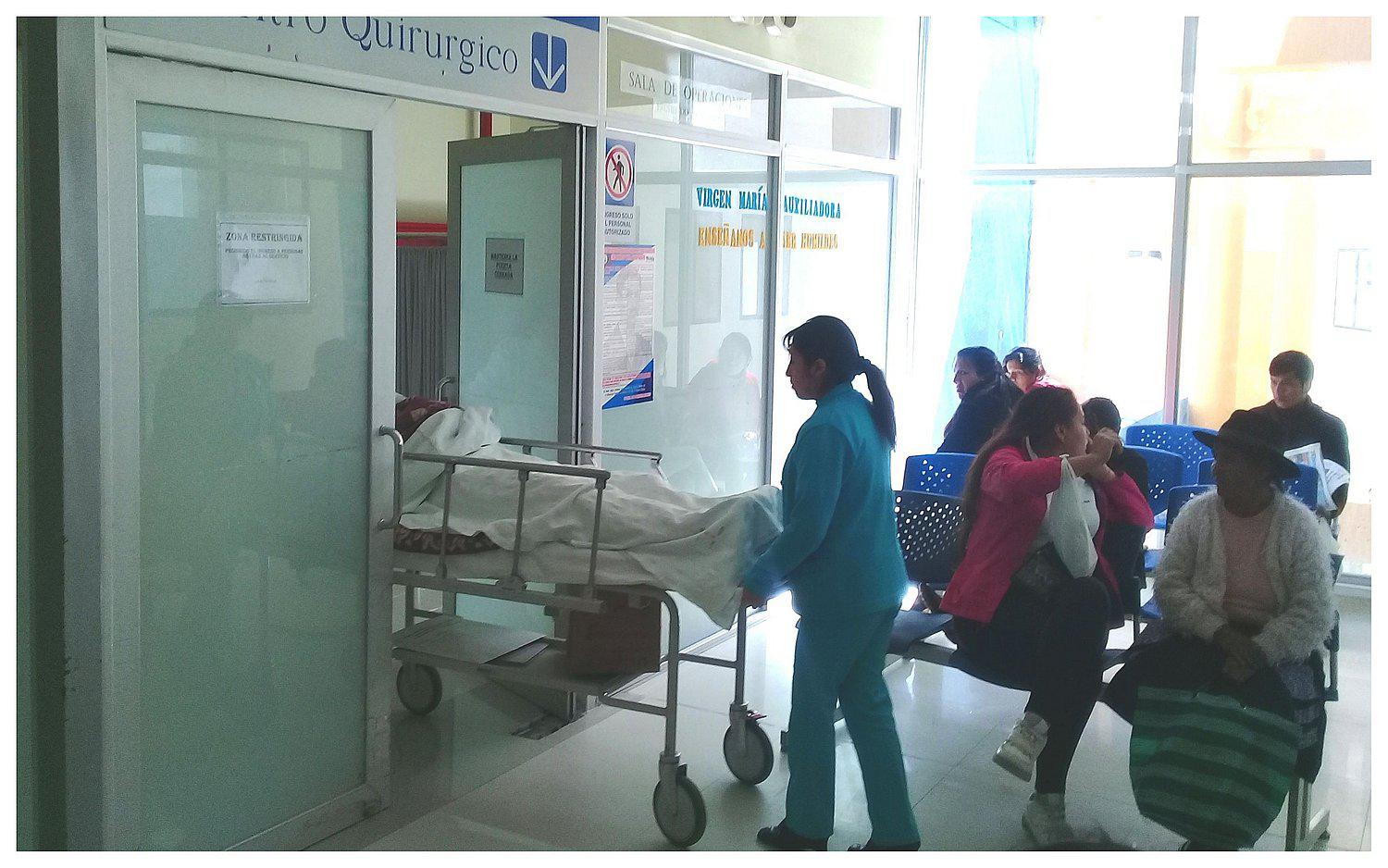 Policía queda grave y pareja es investigada