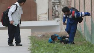 Huancayo: Reportan 318 casos de bullying y autoridades realizan operativo a la salida de colegios 