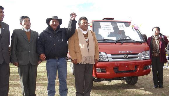 Puno: Feria ganadera del distrito de Nuñoa regaló camiones a ganadores 