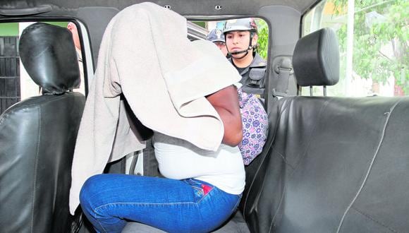 Mujer fue detenida por la policía
