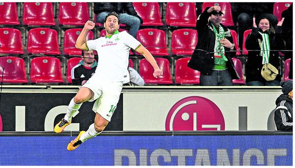 Hat-trick de Claudio Pizarro con el Werder Bremen 
