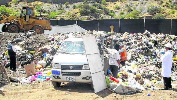 Acusan al personal del botadero La Mejorada de arrojar basura al río Mantaro