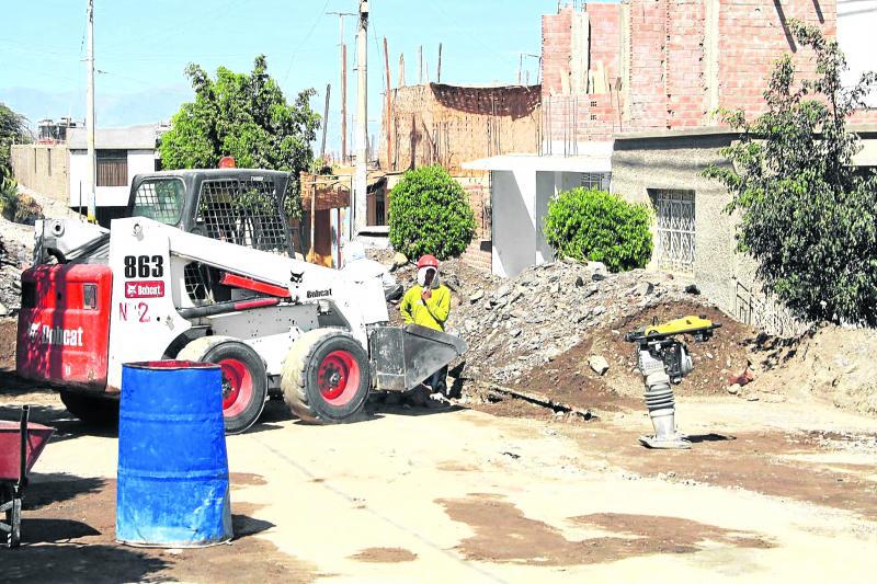 Retraso en cambio de redes de agua