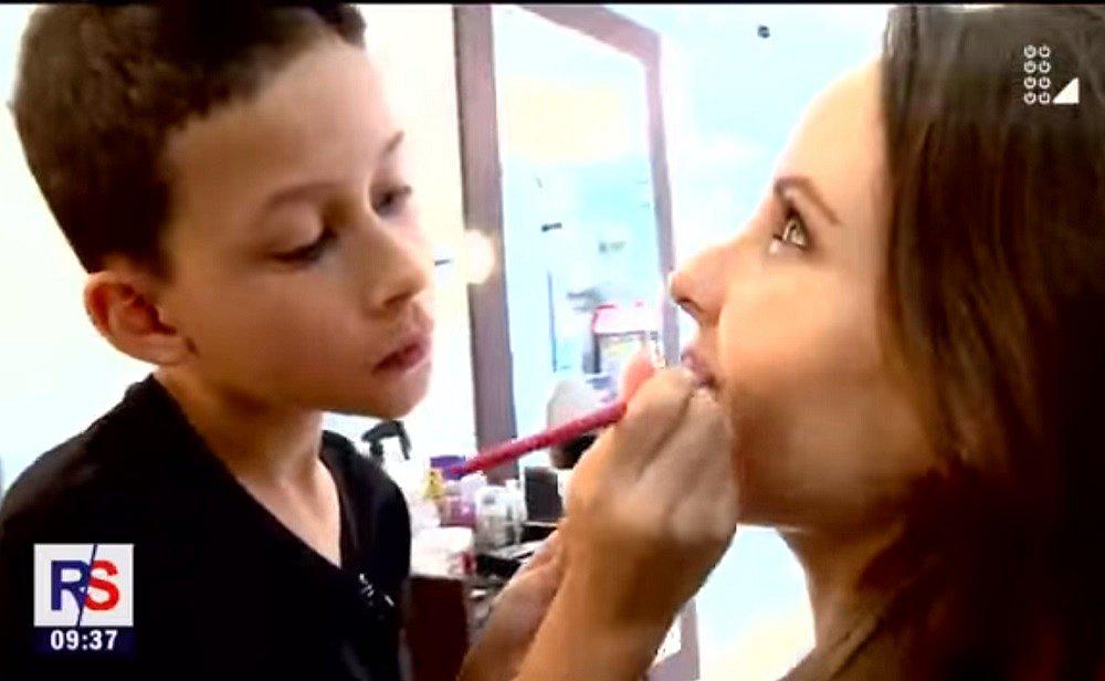 Conoce al primer niño maquillador peruano (VIDEO)