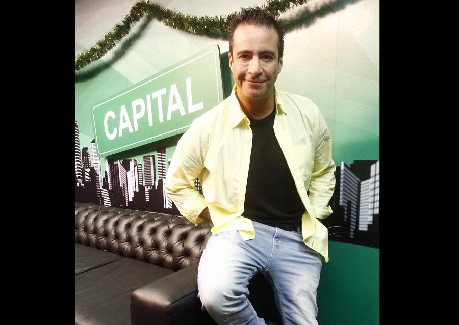 Carlos Carlín en la mira de Al fondo hay sitio