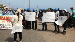 Pobladores bloquean carretera Atico-Caravelí como protesta por ataque a concesión minera