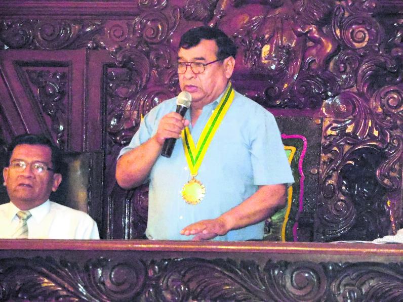 Alcalde de Ica cambia a varios funcionarios