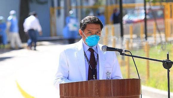Richard Hernández Mayori dio declaraciones sobre el paso del personal del nosocomio regional. (Foto: Difusión)