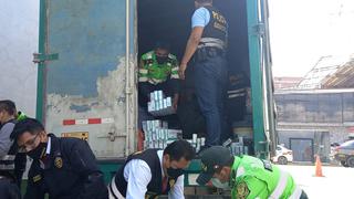 PNP halla 16 mil cajetillas de cigarros escondidos en caletas de camión que llega a Huancayo (FOTOS)