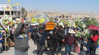 Con gran dolor despiden a trabajador que murió enterrado en obra en Tacna