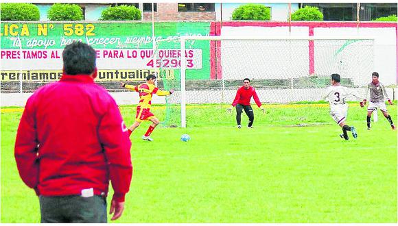 ​Huancavelicanos podrán sacar título como entrenadores  de fútbol 