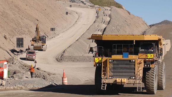 Autoridades constataron que mineras continúan operando en Puno 