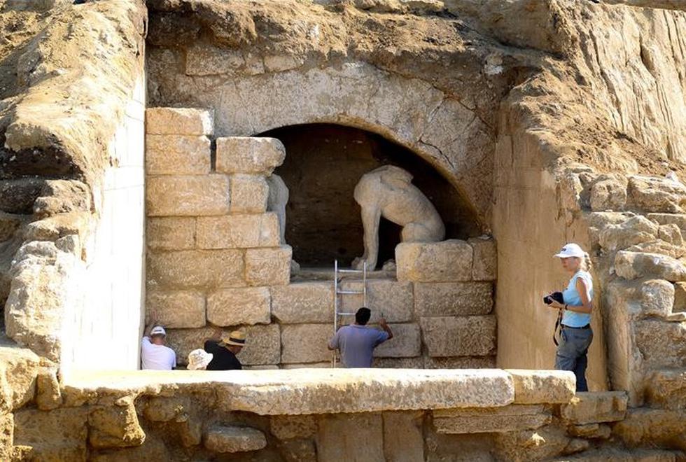 Grecia: Descubren tumba muy bien conservada de la época de Alejandro Magno (FOTOS)