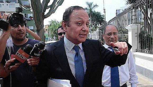 Walter Gutiérrez advierte riesgos por frecuentes cambios en el Gabinete ministerial 