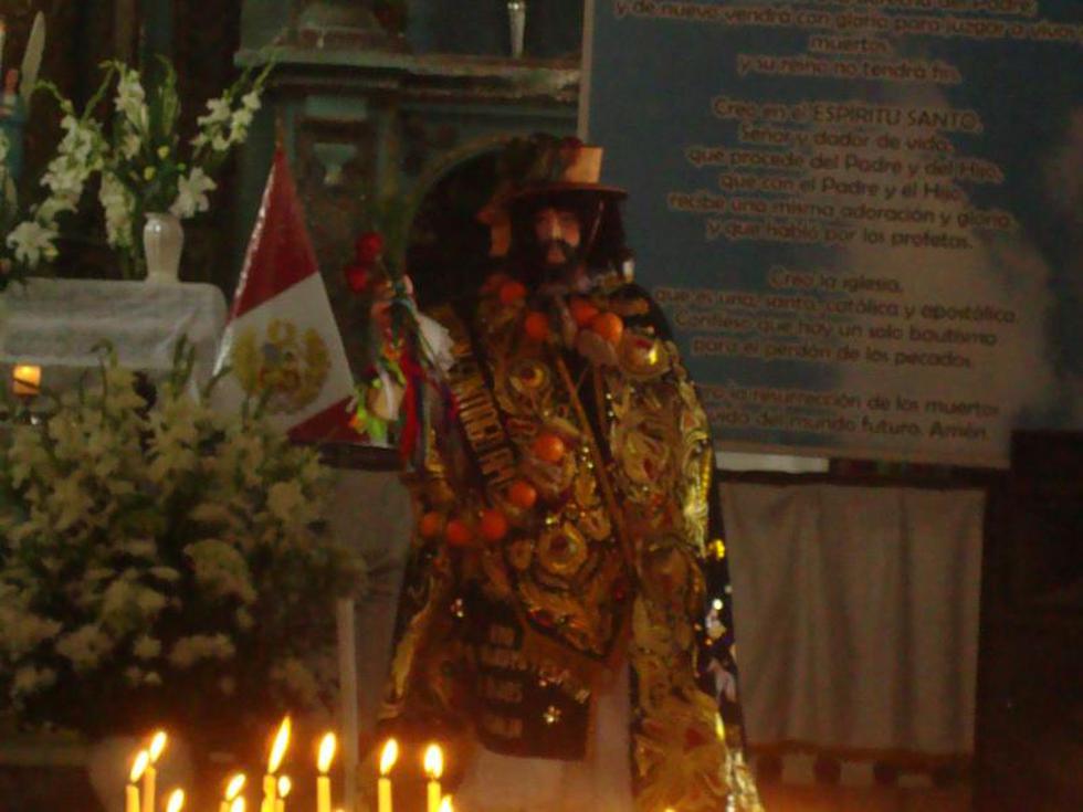 Santiago León de Chongos celebra a santo patrón (FOTOS)