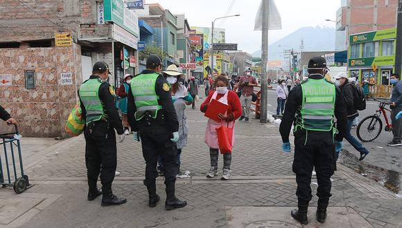 Contraloría: Policía expuso a efectivos de Arequipa al no dotar con mascarillas N95