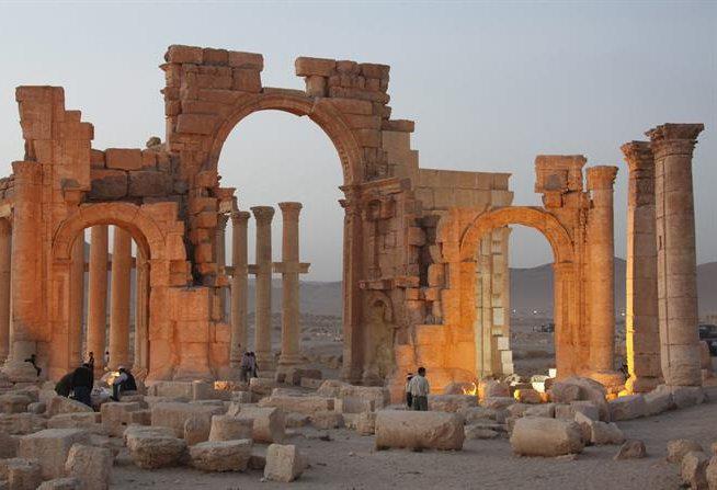 Unesco: Los yihadistas destruyen Palmira porque tienen miedo de la historia