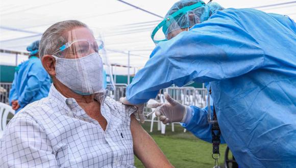 Directora de inmunizaciones del Minsa destacó que el avance de la vacunación en mayores de de 70 años es satisfactorio. (Foto referencial: Andina)