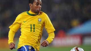 Dunga convoca a Robinho para amistosos con Colombia y Ecuador
