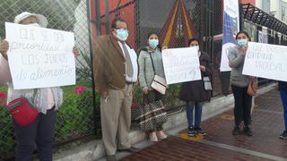 Protestan en la Corte Superior de Justicia de Tacna por demora en juicios