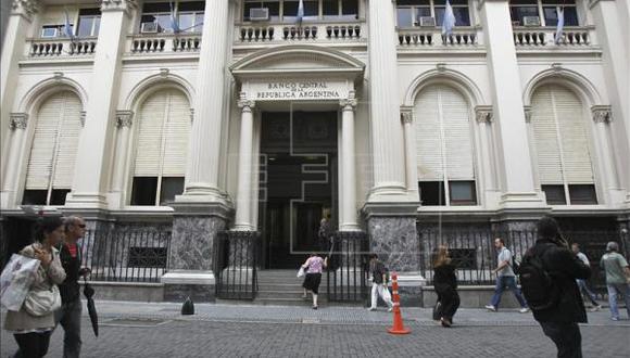 Argentina negociará en enero con fondos "buitres" para pagar su deuda