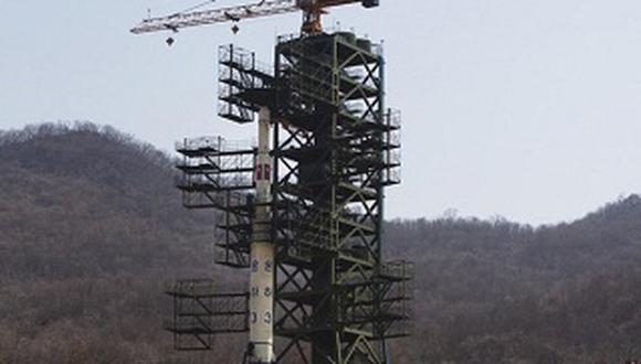Corea del Norte prepara combustible para su cohete de largo alcance