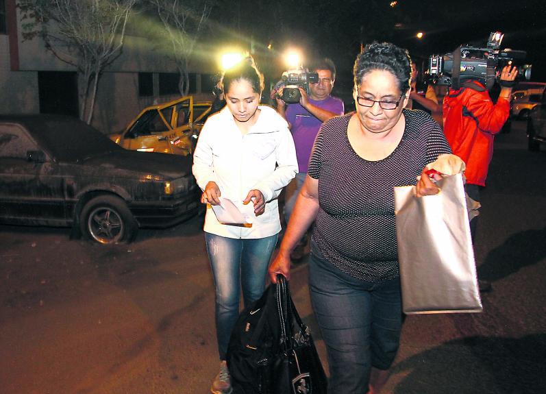 Exagente PNP golpea a mujer embarazada