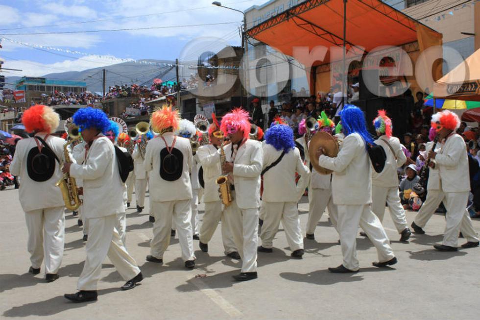 Chinchilpos y gamonales celebran fallo de La Haya con desfile (FOTOS)