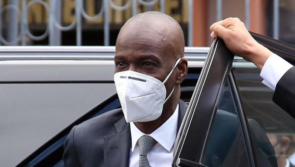 El presidente de Haití, Jovenel Moise, llega a la Asamblea Nacional para asistir a la toma de posesión del presidente electo de Ecuador, Guillermo Lasso, en Quito el 24 de mayo de 2021. (Foto de Cristina Vega RHOR / AFP)