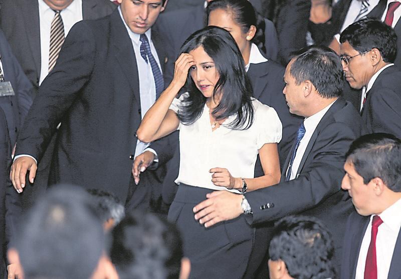 Salario de Nadine Heredia genera críticas de opositores 