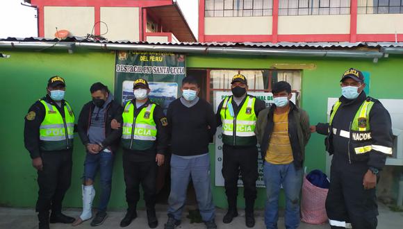 Todos ellos fueron detenidos al estar implicados en el asalto a mano armada en la vía Juliaca-Arequipa. (Foto: Difusión)