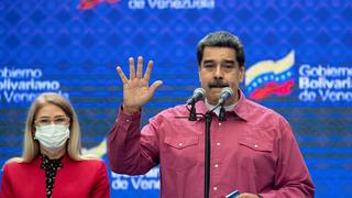 Maduro acaricia el control del Parlamento en elecciones sin oposición y con baja participación 