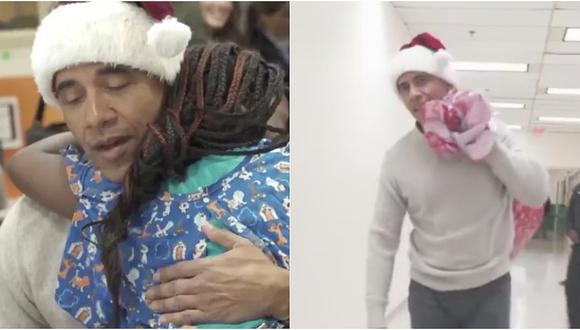 Barack Obama se vistió de Papá Noel y entregó regalos a niños de hospital (VIDEO)