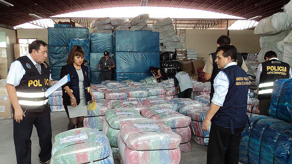 Fiscales anticorrupción incautaron lote de frazadas del Gobierno Regional de Moquegua