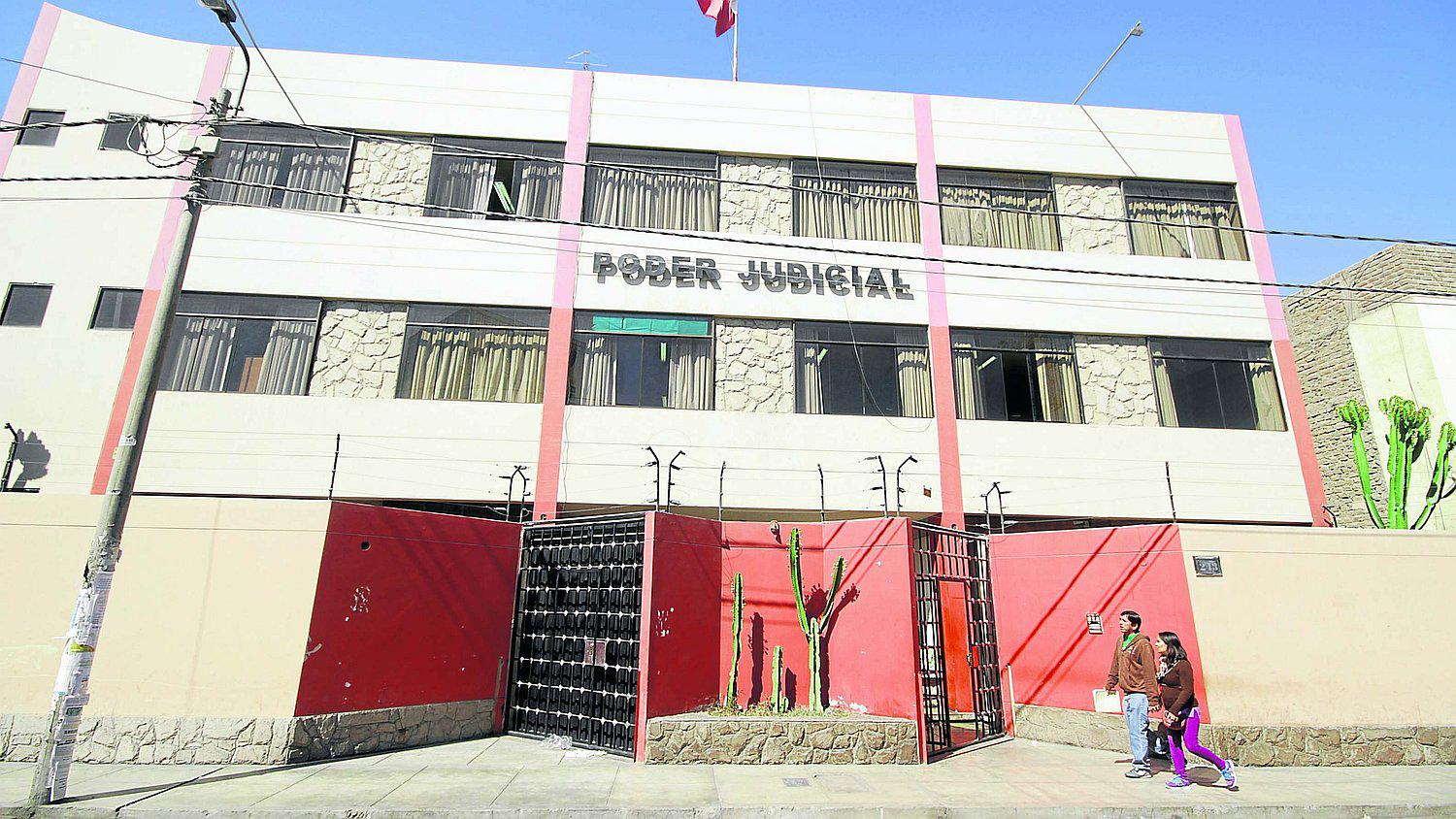 Suspenden a juez por seis meses renovables